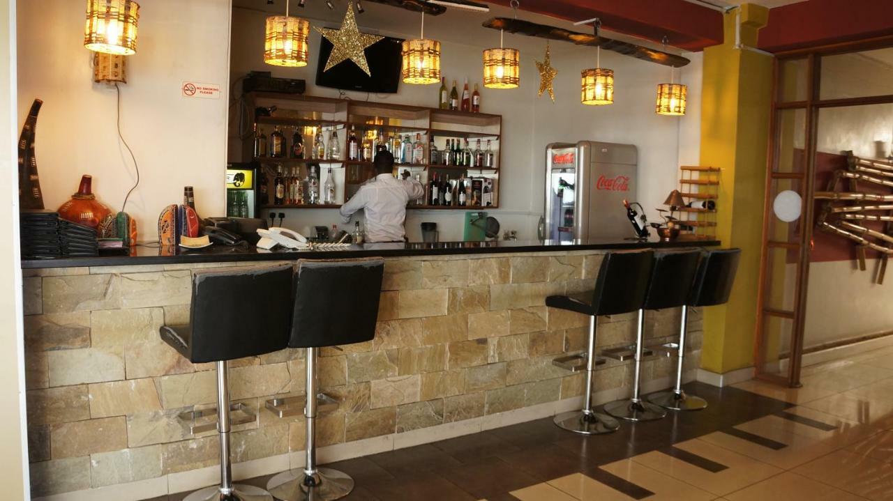 Hotel Emerald Nairobi Exteriör bild